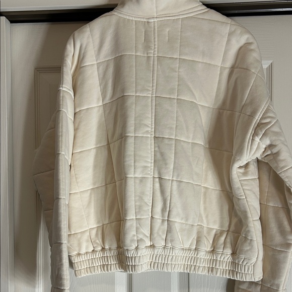 By Together Cream Quilted Zip-Up Relaxed Fit Jacket Size Small - Picture 6 of 10